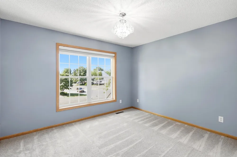 6123 169th St W, Lakeville, MN 55024