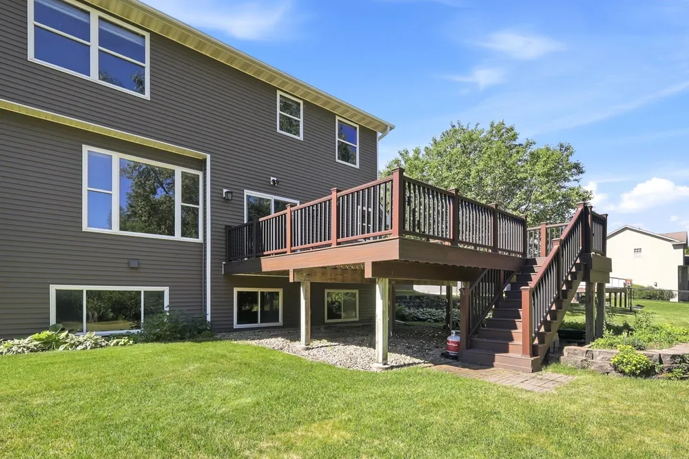 6123 169th St W, Lakeville, MN 55024