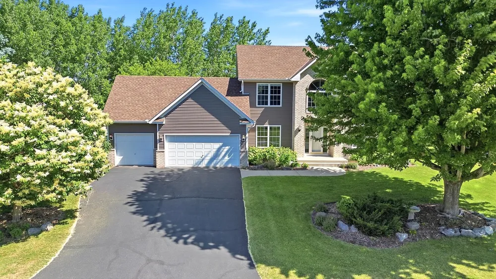 6123 169th St W, Lakeville, MN 55024