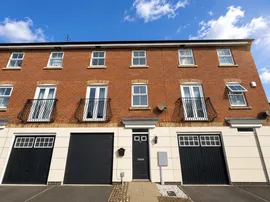 Fieldfare Close, Corby photo