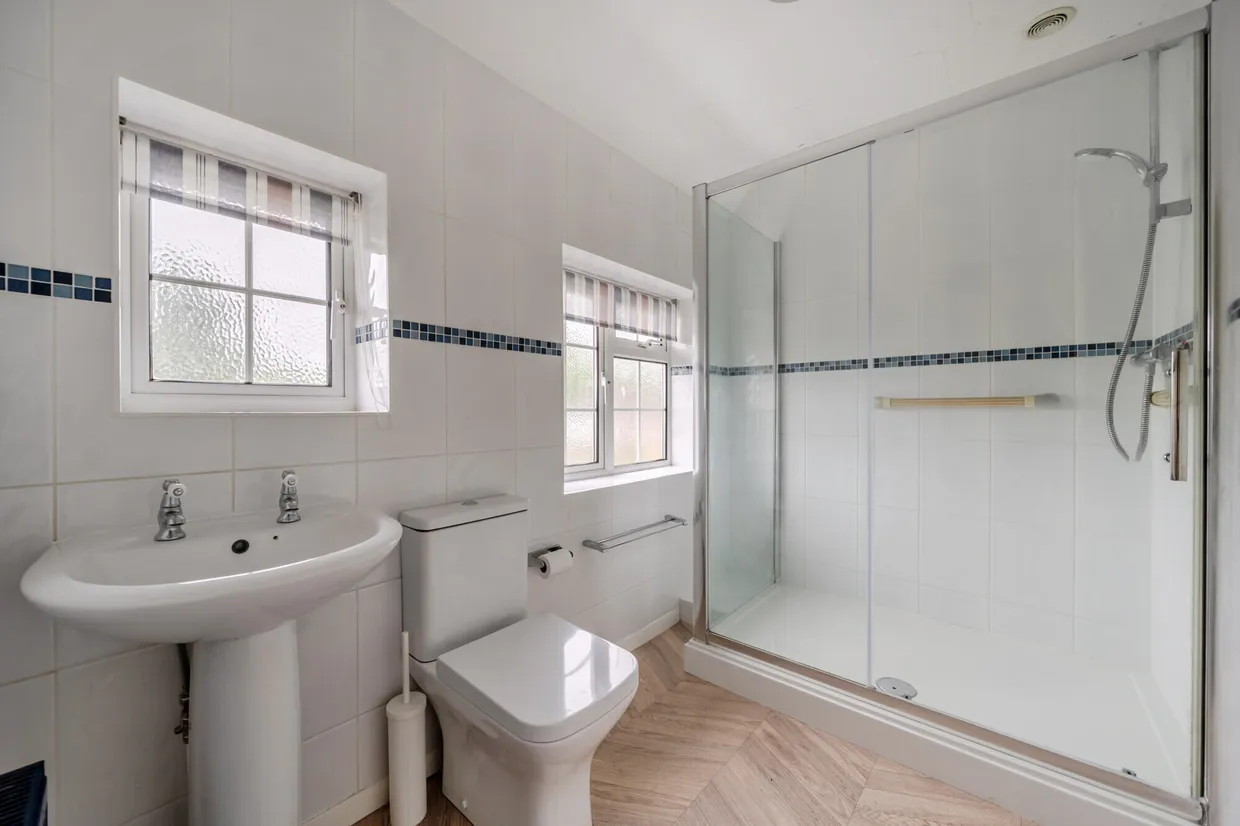 Jubbs Lane, Ogbourne St George, SN8 photo 9