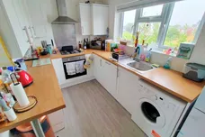 Nutleigh Grove, HITCHIN