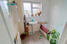 Nutleigh Grove, HITCHIN