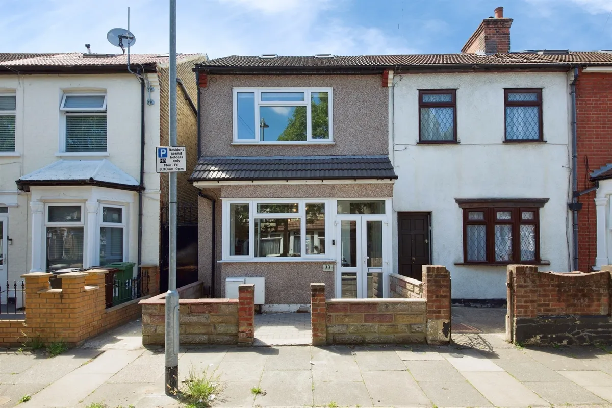 Devon Road, Barking