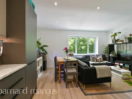 Windmill Lane, Hanwell photo