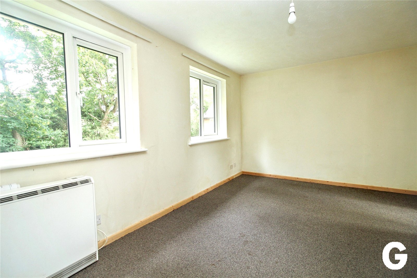 Willow Drive, Ringwood, Hampshire, BH24 Image 3