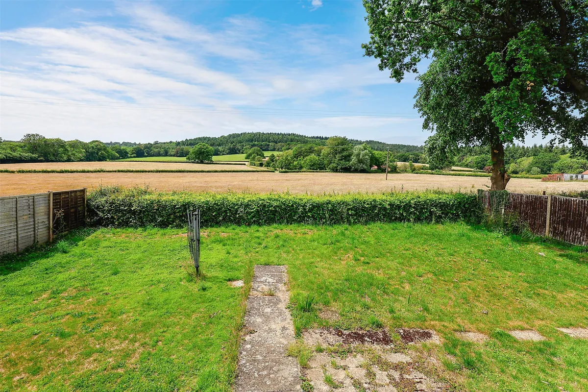 Warwick Close, Holmwood, Dorking, Surrey, RH5