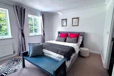 Laurel Mews, LEIGHTON BUZZARD