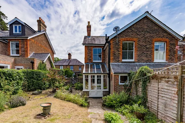 Compton Road, Lindfield, RH16 photo 2