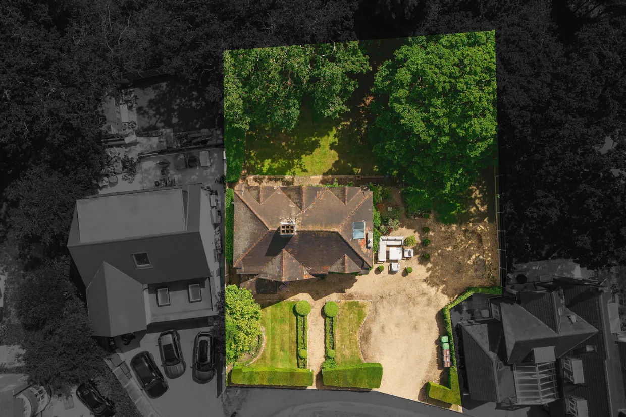 Oakwood Close, Chislehurst, BR7 photo 2