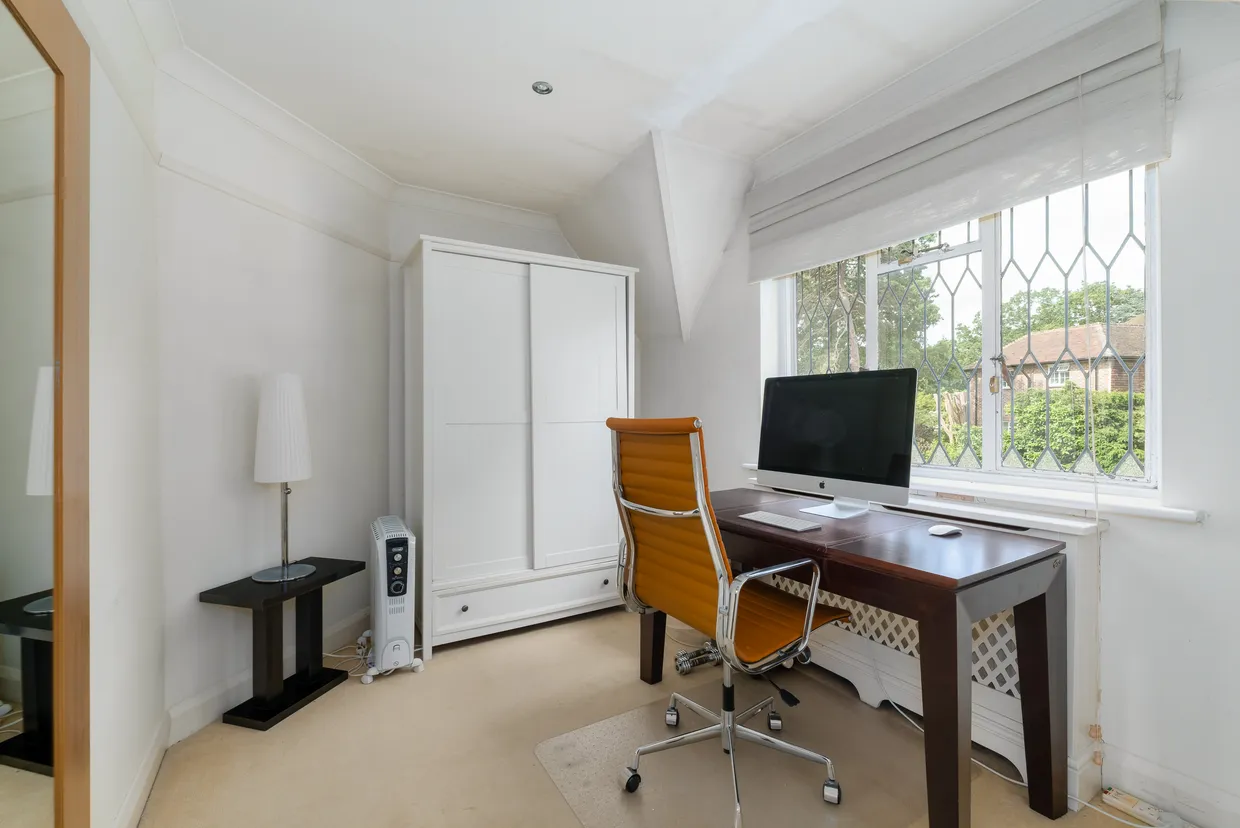Oakwood Close, Chislehurst, BR7 photo 22