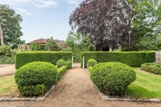 Oakwood Close, Chislehurst, BR7 photo 24
