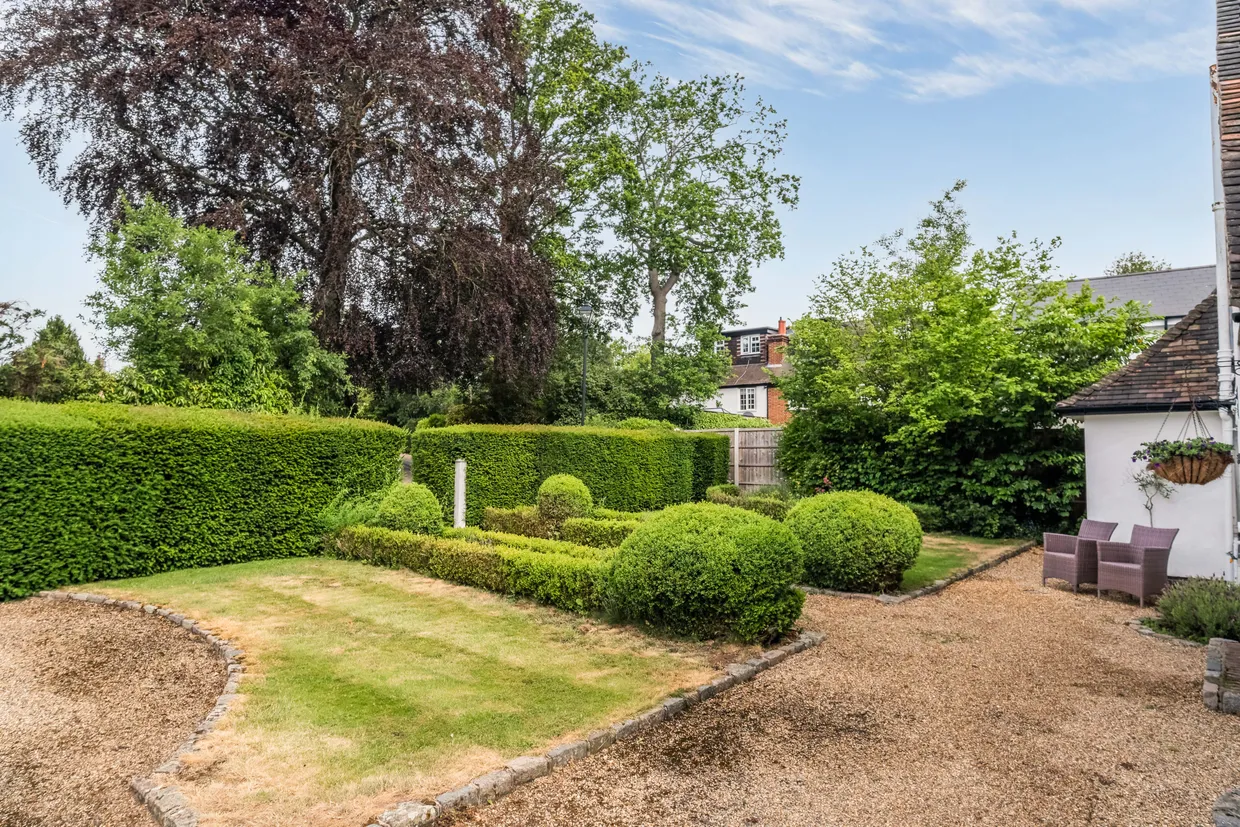 Oakwood Close, Chislehurst, BR7 photo 25