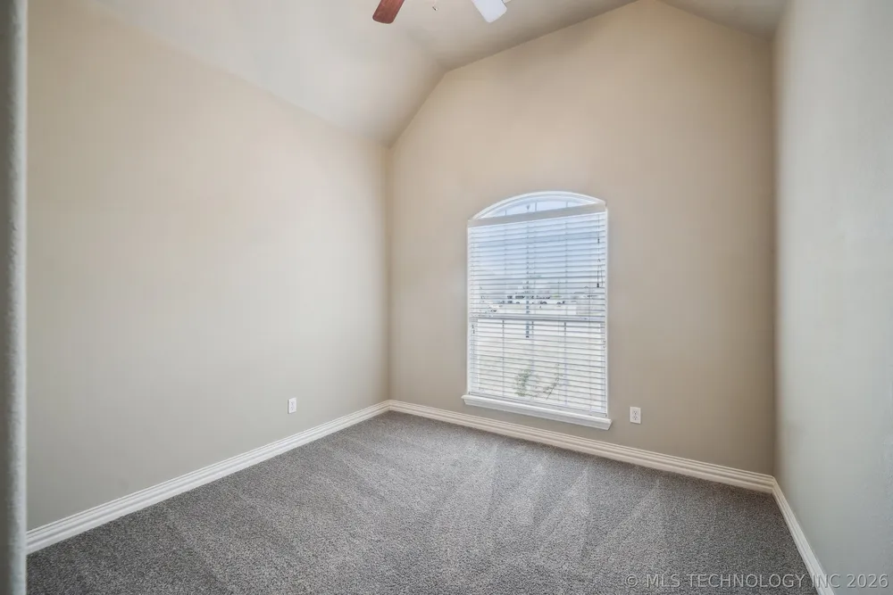 13302 E 43rd St, Tulsa, OK 74134