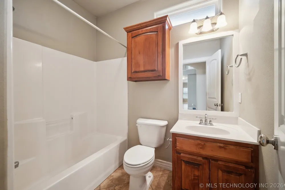 13302 E 43rd St, Tulsa, OK 74134