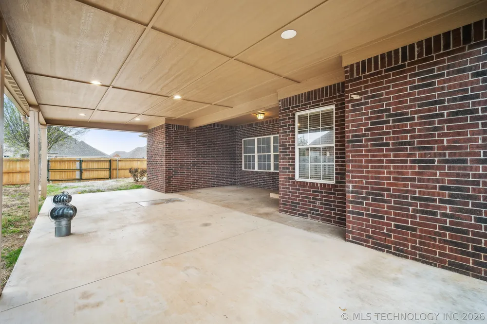 13302 E 43rd St, Tulsa, OK 74134