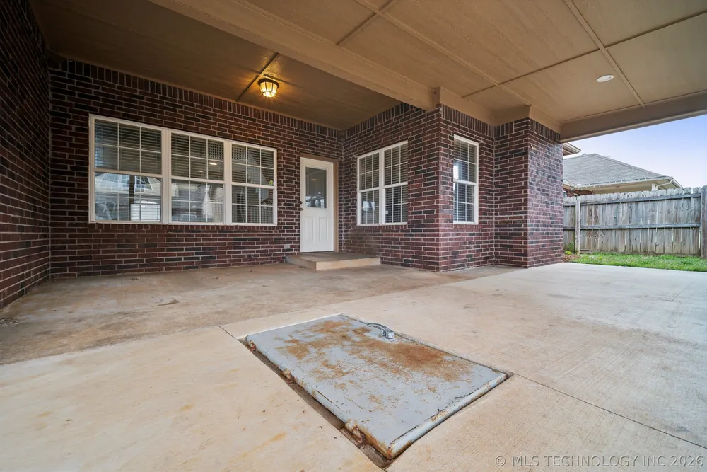 13302 E 43rd St, Tulsa, OK 74134