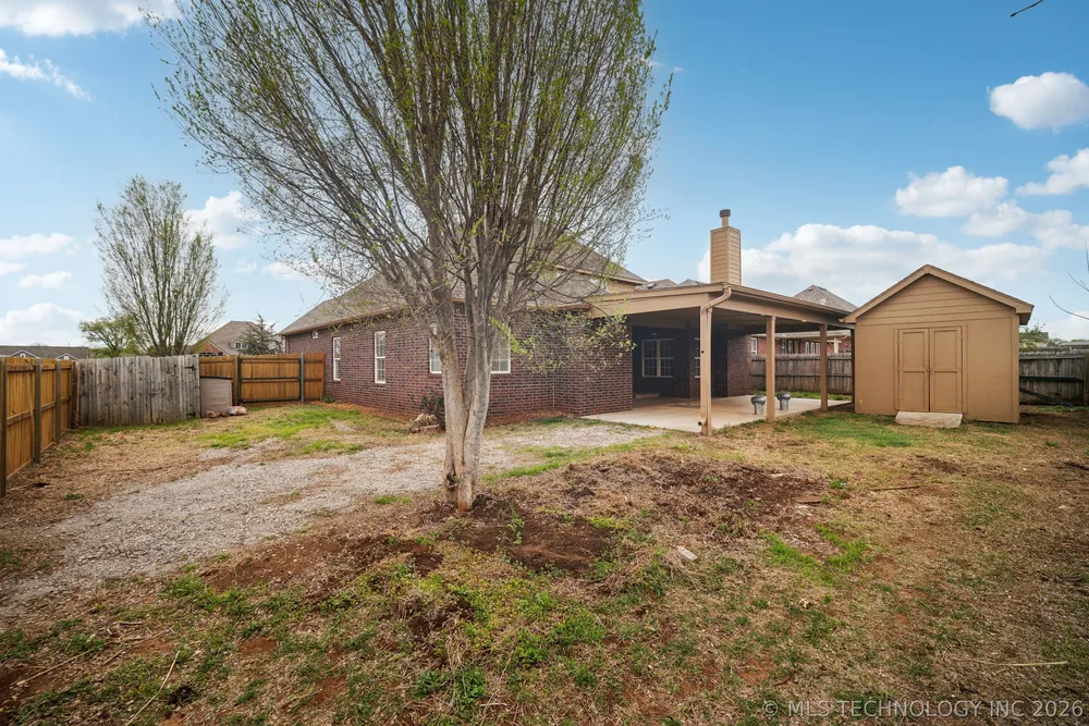 13302 E 43rd St, Tulsa, OK 74134