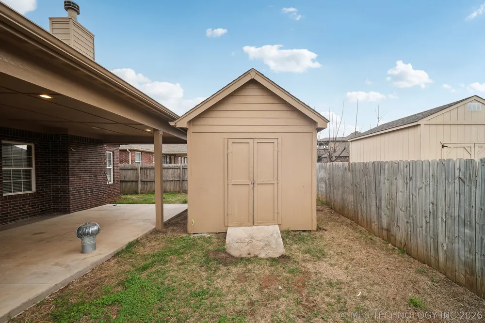 13302 E 43rd St, Tulsa, OK 74134