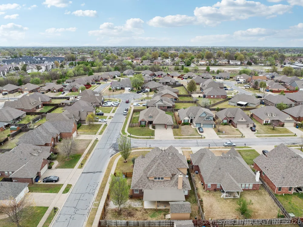 13302 E 43rd St, Tulsa, OK 74134