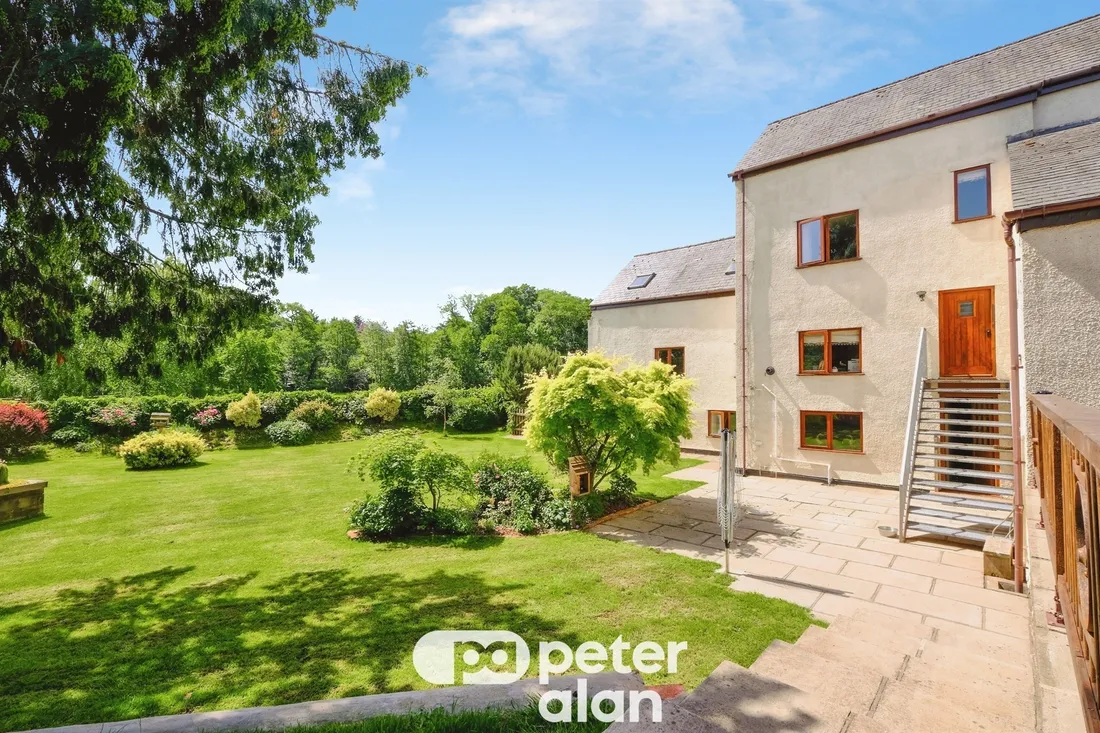 Property photo 31