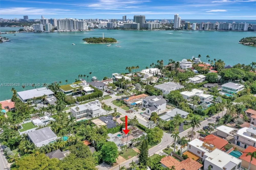 111 S Hibiscus Dr, Miami Beach, FL 33139