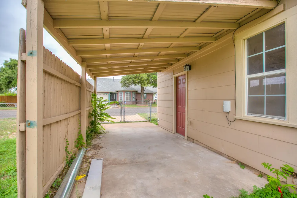 2623 Houston St, San Angelo, TX 76901-2955