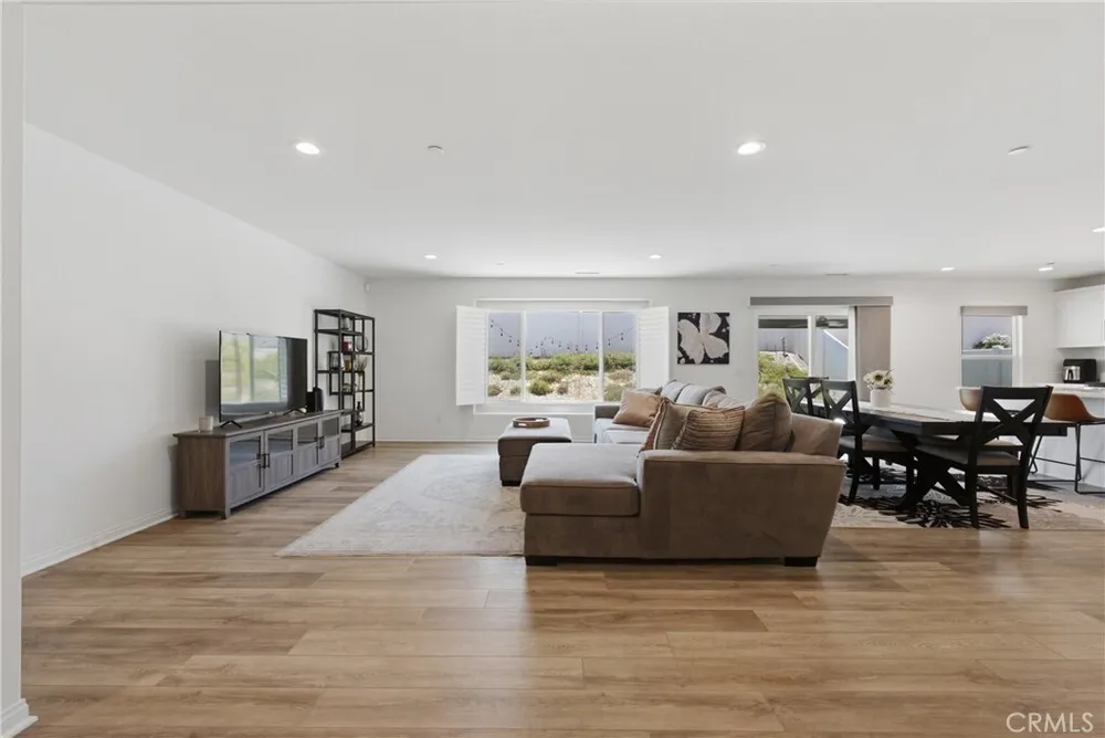537 Hedgewood St, Hemet, CA 92543