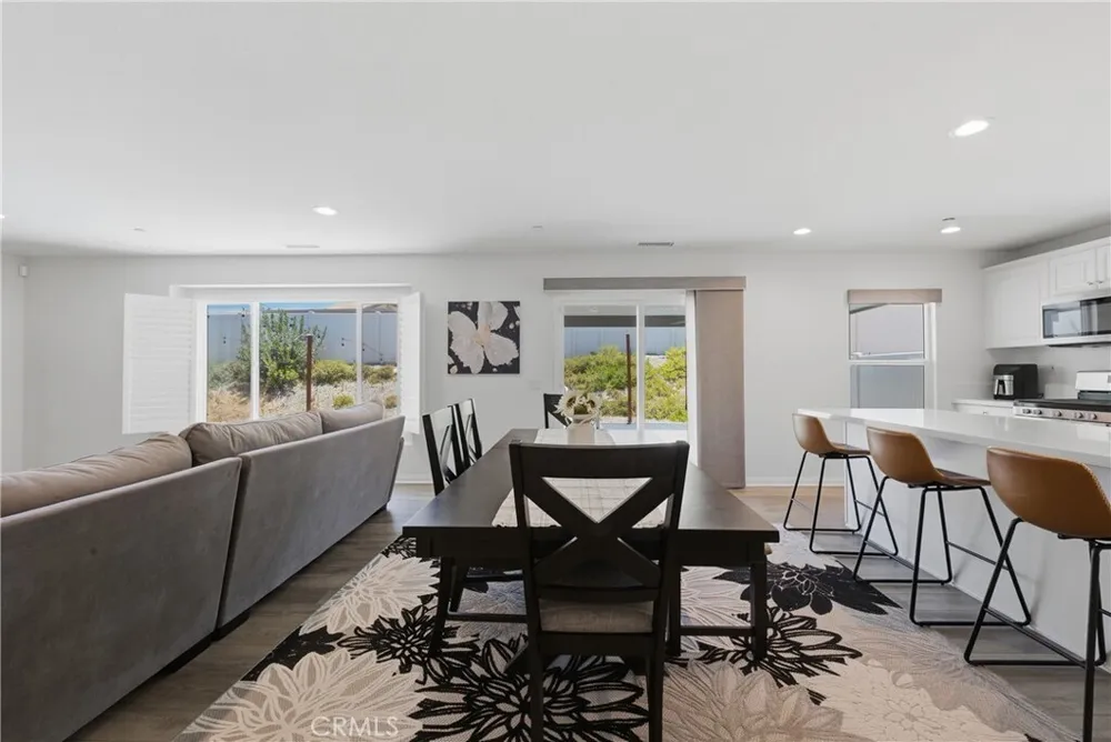 537 Hedgewood St, Hemet, CA 92543