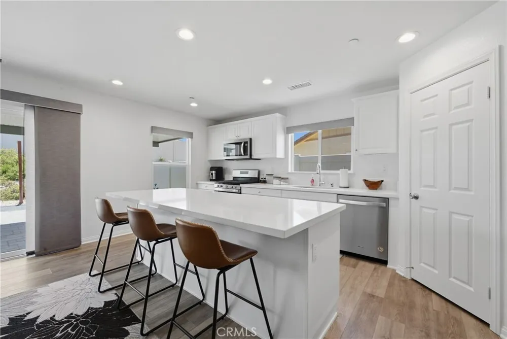 537 Hedgewood St, Hemet, CA 92543