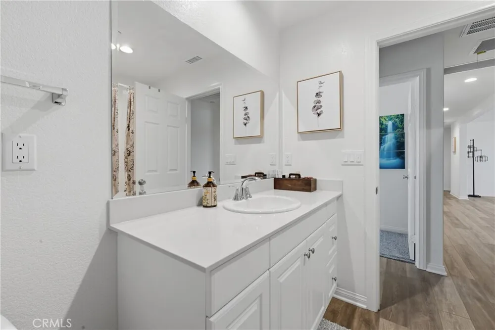 537 Hedgewood St, Hemet, CA 92543