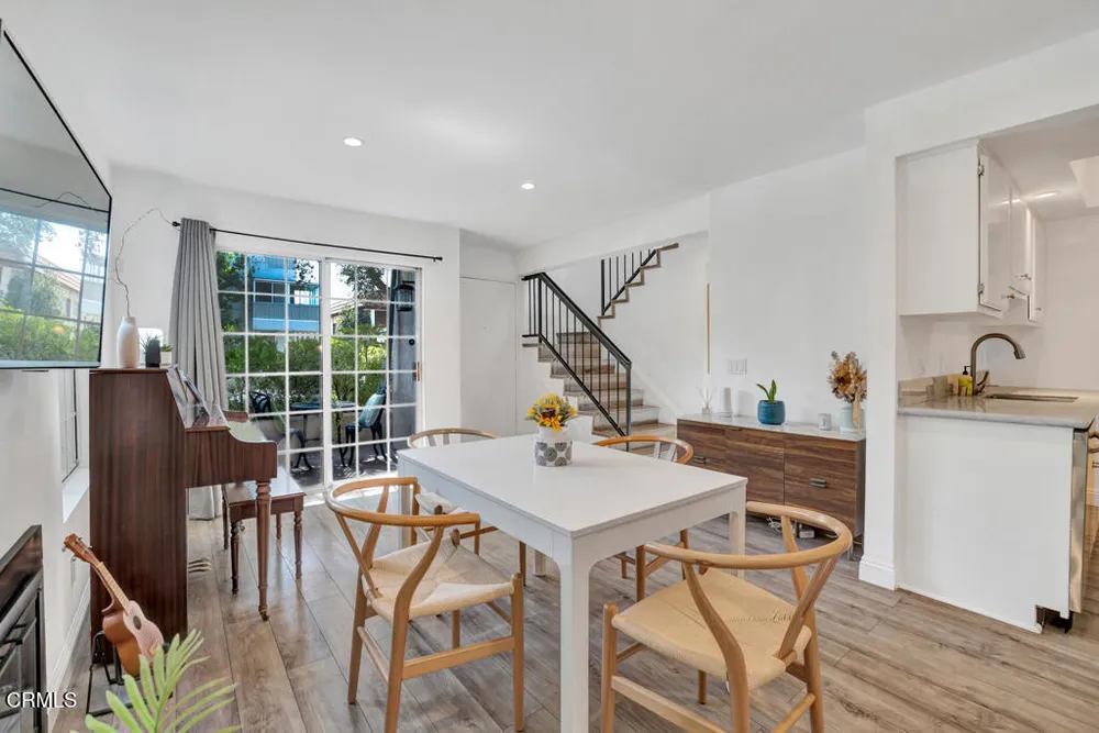 77 N Michigan Ave, Pasadena, CA 91106