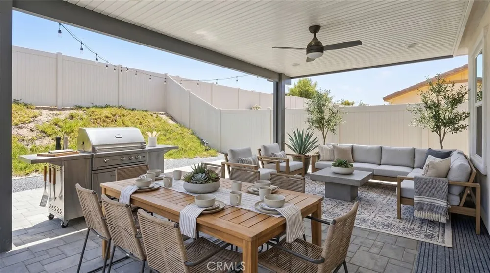 537 Hedgewood St, Hemet, CA 92543