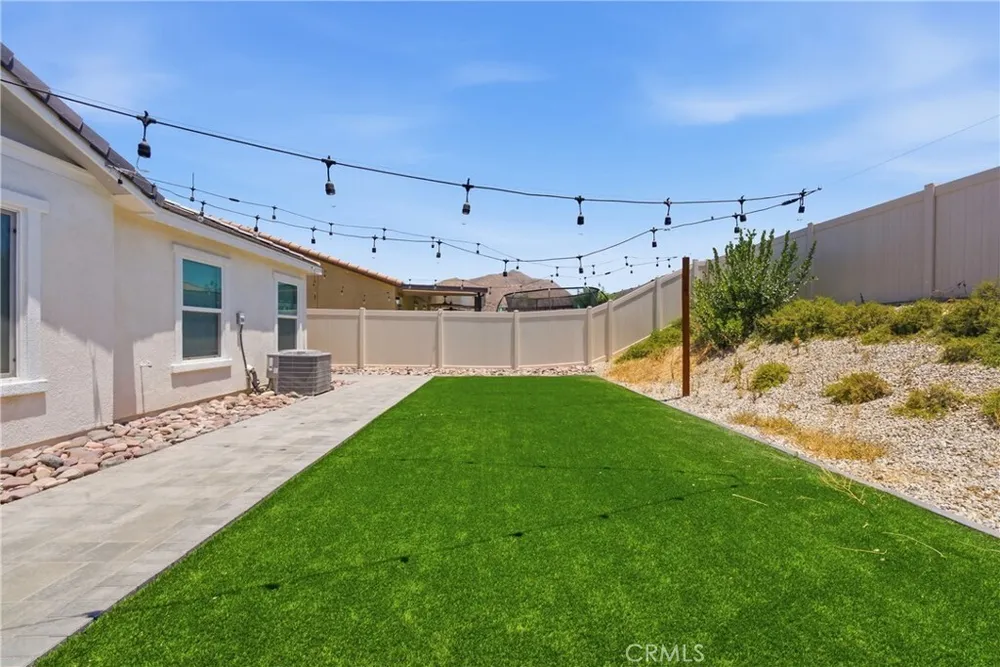537 Hedgewood St, Hemet, CA 92543