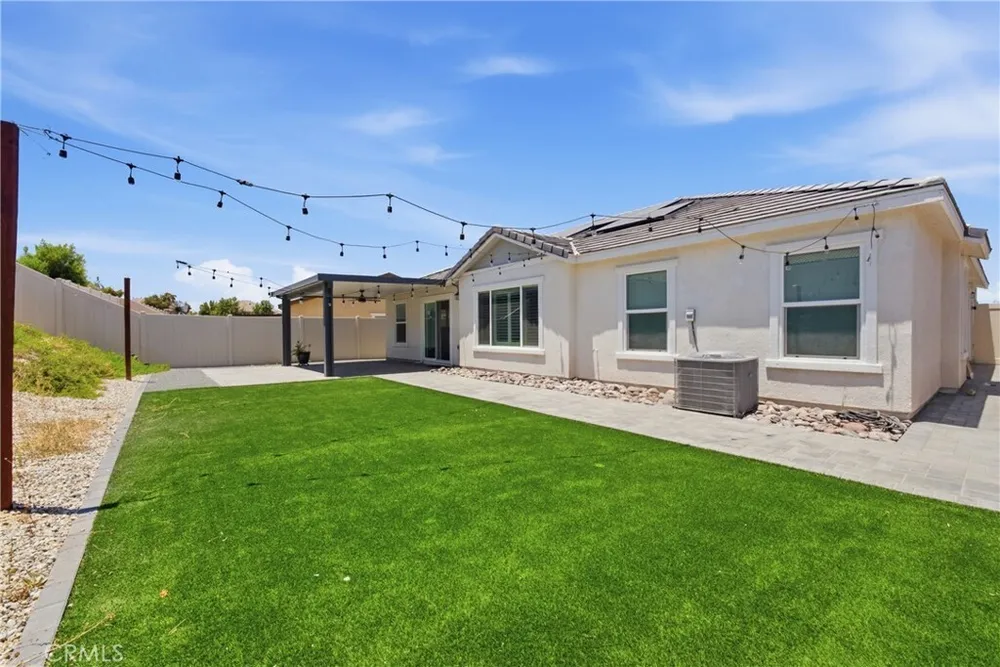 537 Hedgewood St, Hemet, CA 92543