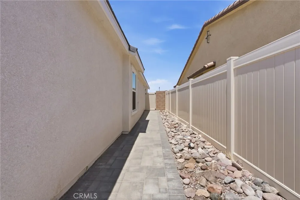 537 Hedgewood St, Hemet, CA 92543