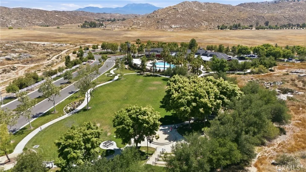 537 Hedgewood St, Hemet, CA 92543