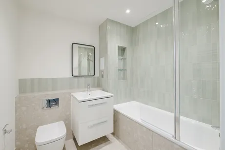 100 Woodside Avenue, London, N10