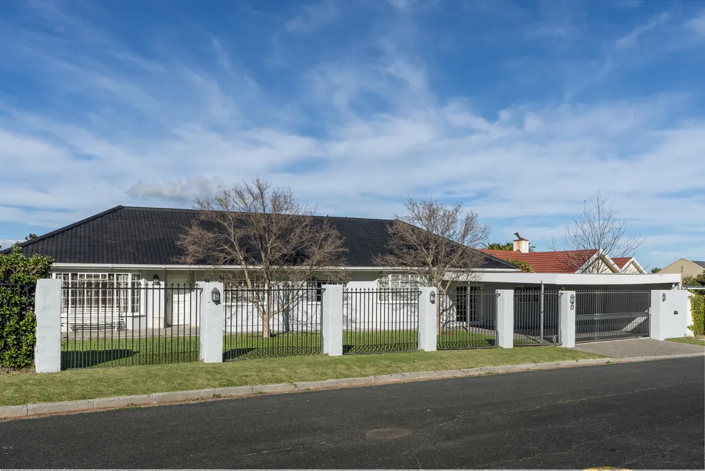 South Africa, Western Cape, Roundhay, Brookwood Street, 8