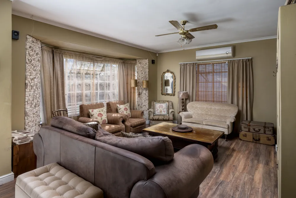 South Africa, Western Cape, Roundhay, Brookwood Street, 8