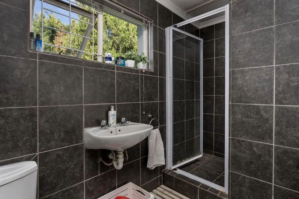 South Africa, Western Cape, Roundhay, Brookwood Street, 8