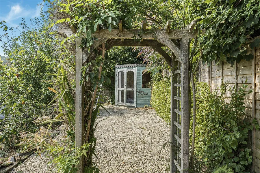 Property Image 25