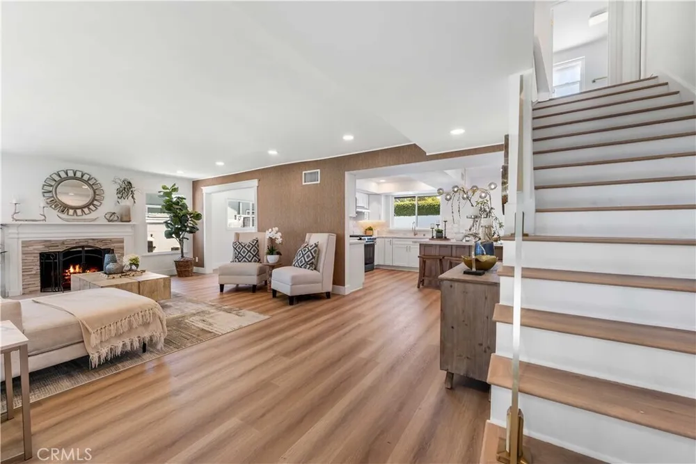 530 Stanford Ave, Fullerton, CA 92831-3336