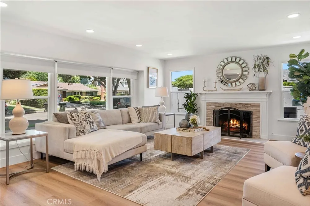 530 Stanford Ave, Fullerton, CA 92831-3336