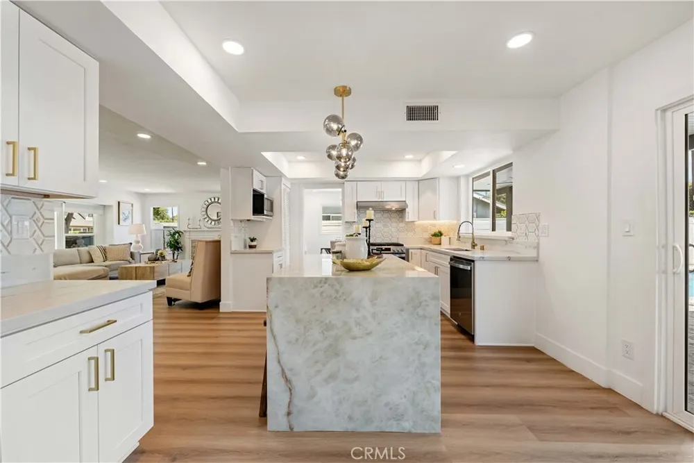 530 Stanford Ave, Fullerton, CA 92831-3336