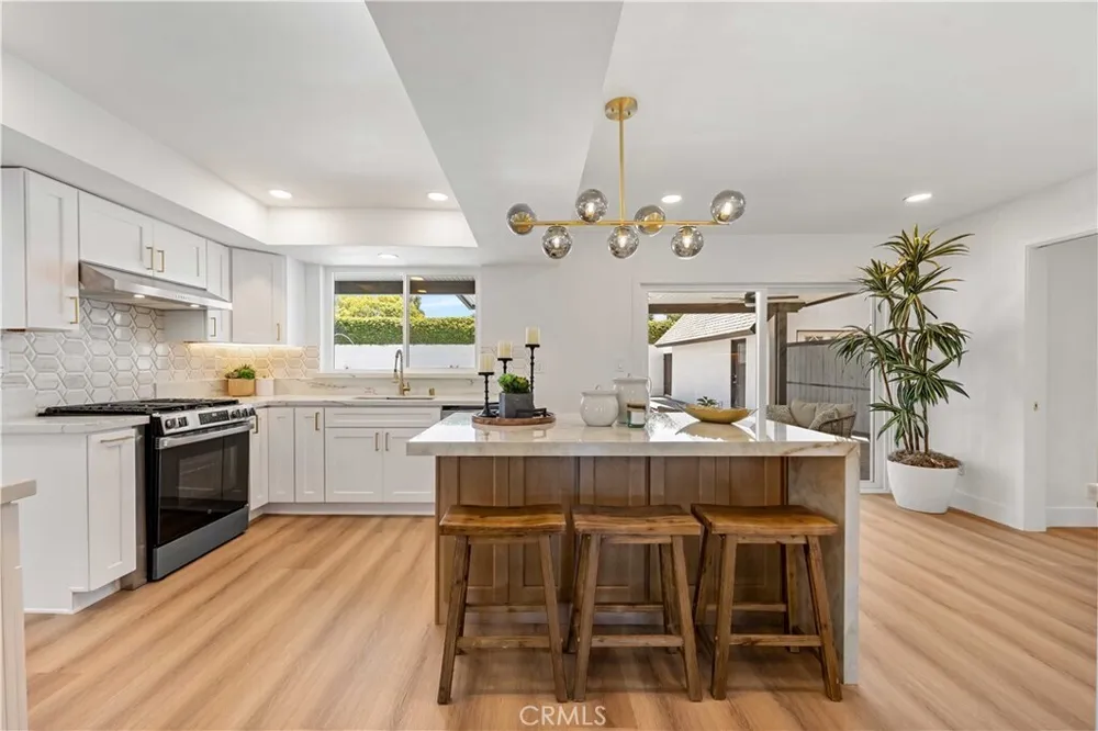 530 Stanford Ave, Fullerton, CA 92831-3336