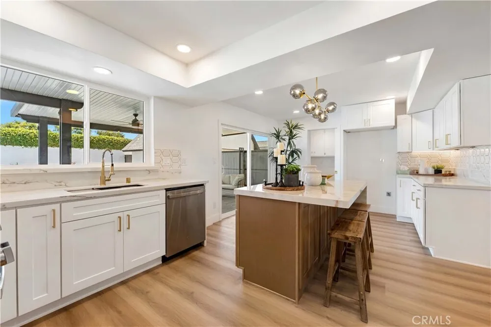 530 Stanford Ave, Fullerton, CA 92831-3336