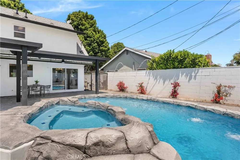 530 Stanford Ave, Fullerton, CA 92831-3336
