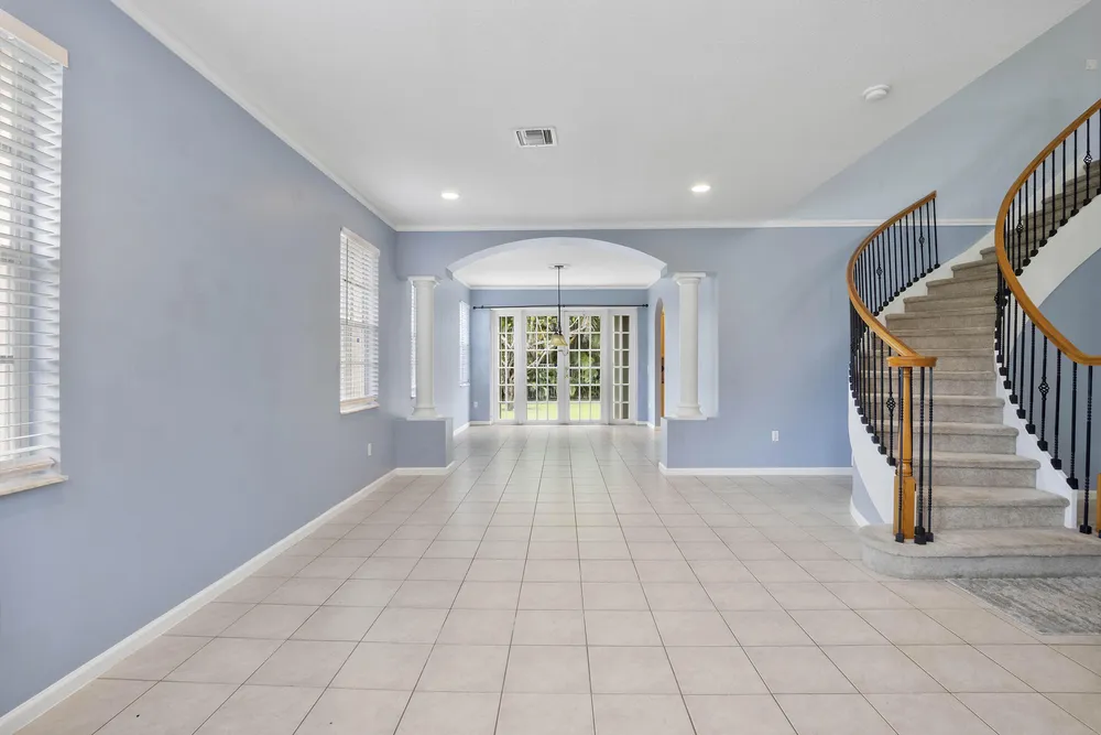 6370 Stonehurst Circle, Lake Worth Beach, FL 33467