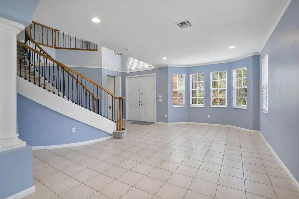 6370 Stonehurst Circle, Lake Worth Beach, FL 33467